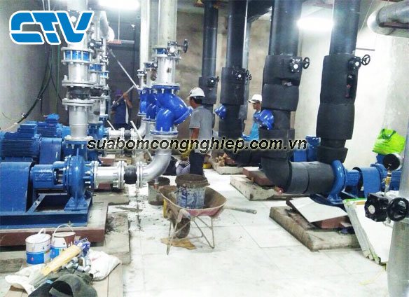 Lắp đặt hệ thống máy bơm giải nhiệt Chiller nhanh chóng, giá rẻ tại Hà Nội