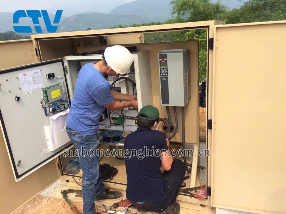 Thi công lắp đặt tủ điện điều khiển máy bơm